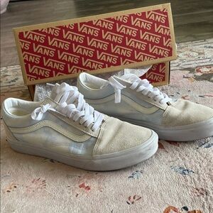 Vans Classic White and Cream Sneakers (Cloud, NIB)